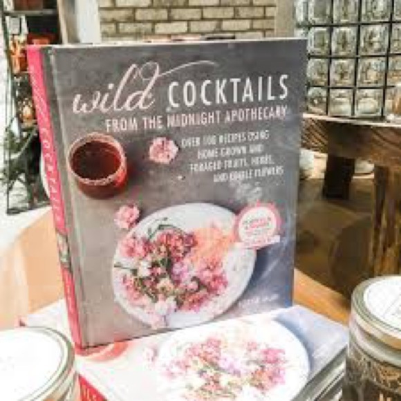 Wild Cocktails from  the Midnight Apothecary: Over 100 recipes - Picture 7 of 8